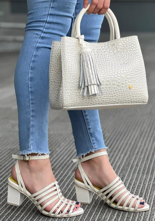 Sandalia 1857 Charol Blanco