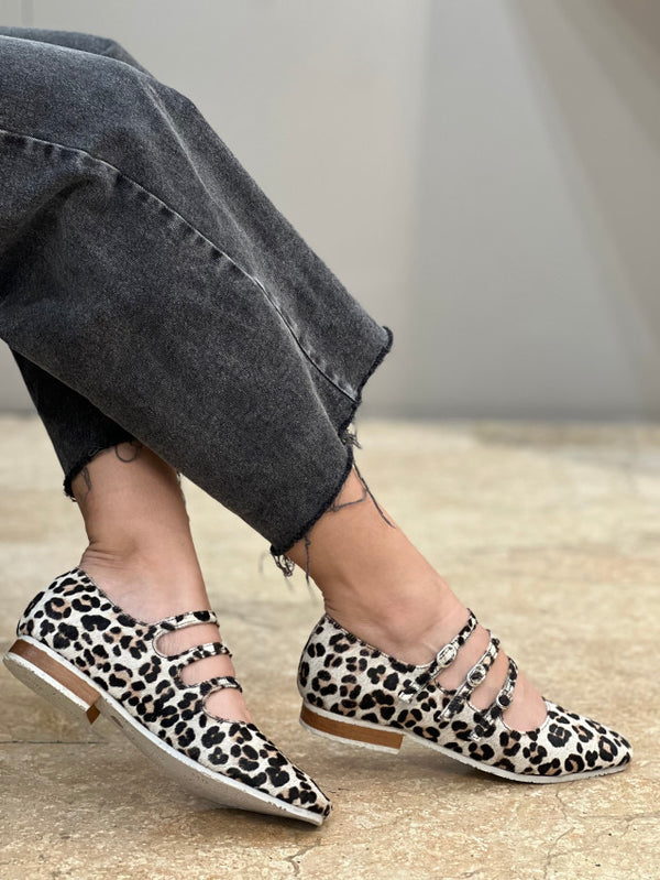 Flat Eloisa Print